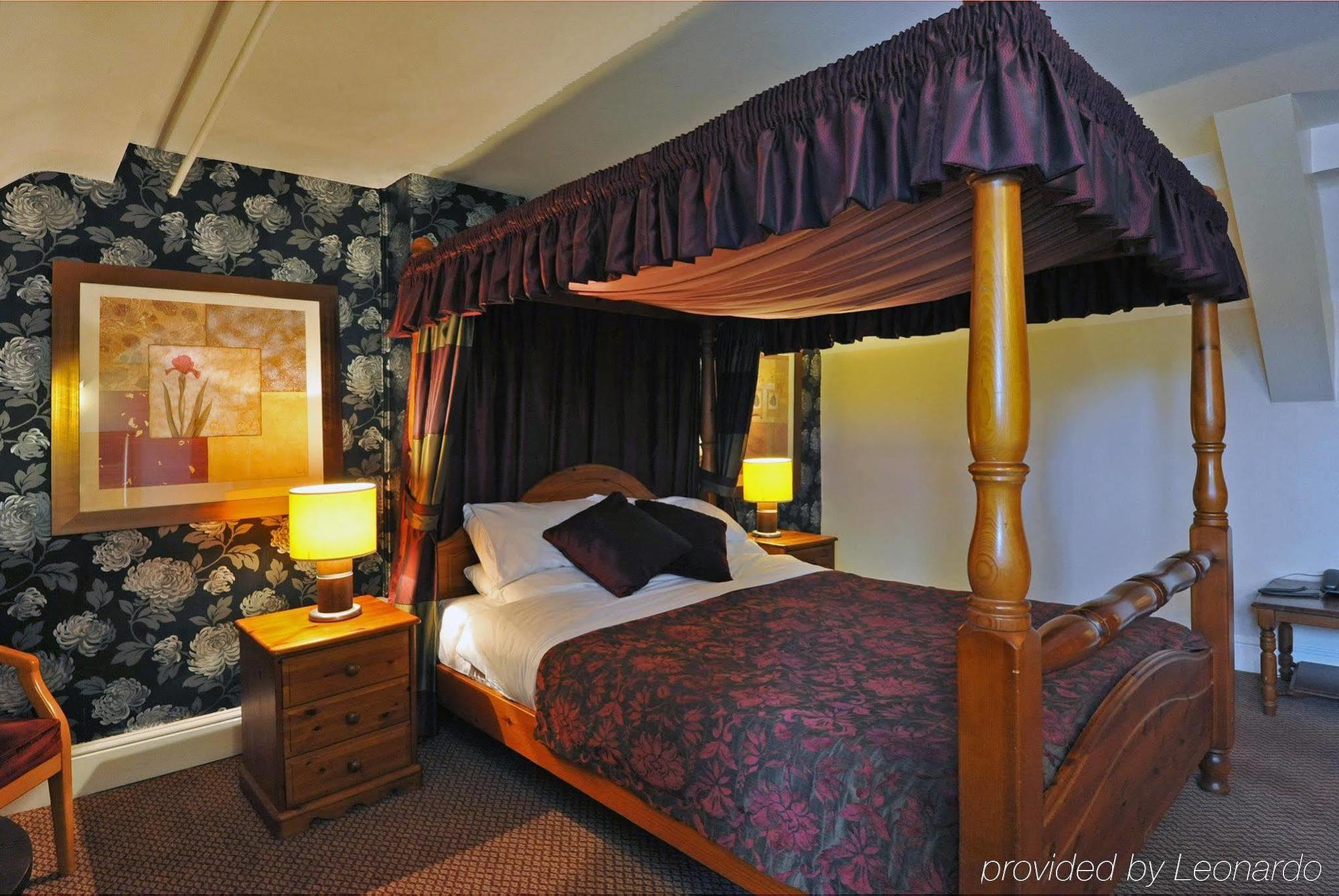 Royal George Hotel By Greene King Inns Бирдлип Экстерьер фото